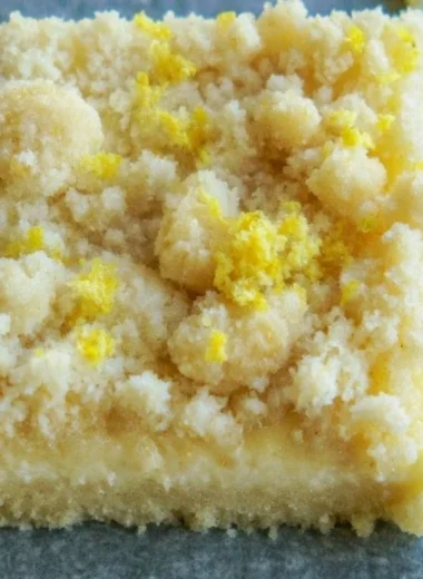 Lemon sugar cookie bars with a zesty lemon glaze